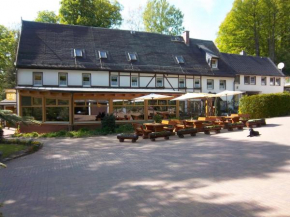 Гостиница Gaststätte & Pension Oelmuehle  Обершёна